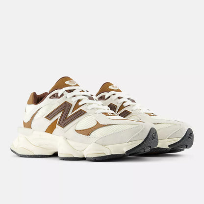 9060 BREAKFAST TEA SHOES