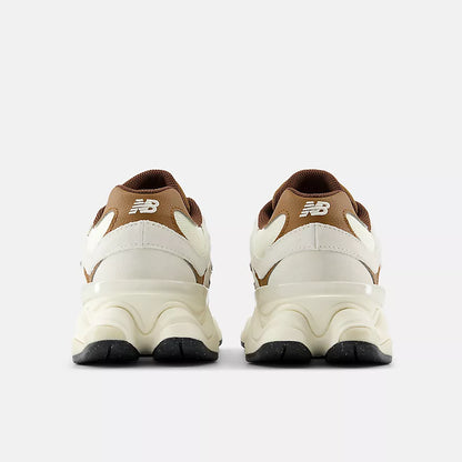 9060 BREAKFAST TEA SHOES